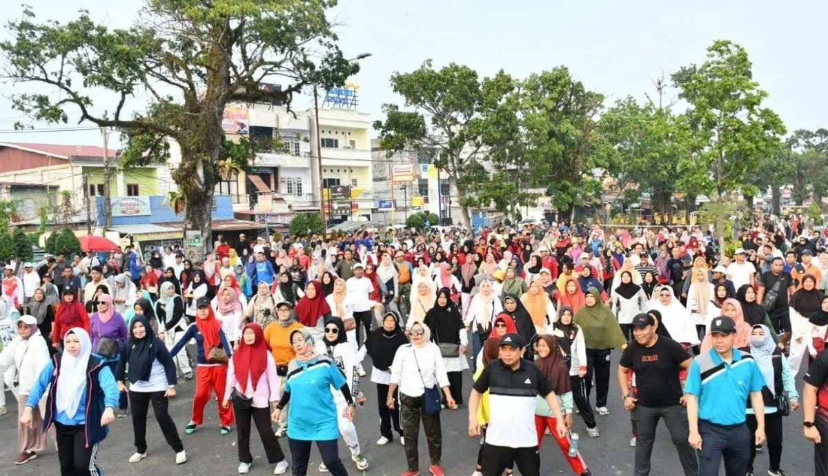 Ribuan warga Bengkulu ramaikan kegiatan hari bebas kendaraan bermotor