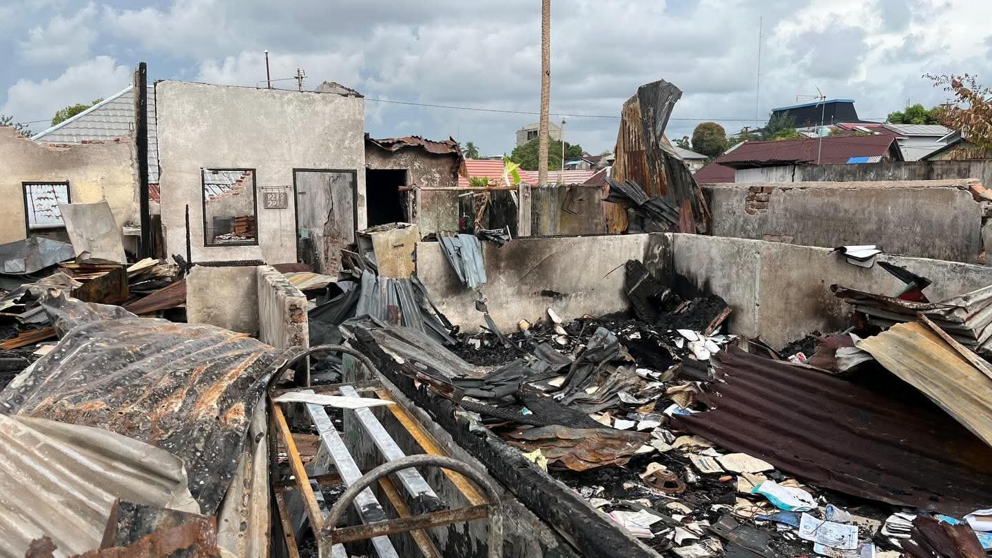 Gubernur Helmi Hasan Gerak Cepat: Rp20 Juta Bantu Korban Kebakaran Sulastri di Kebun Keling