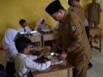 Antusiasme Tinggi saat MBG Perdana Diluncurkan di Babatan